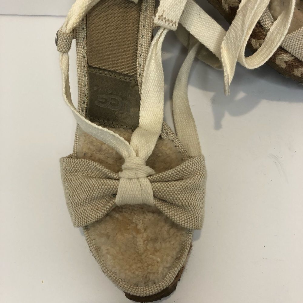 UGG wedge tie up Sherpa lined sandals size 6 - Picture 2 of 12